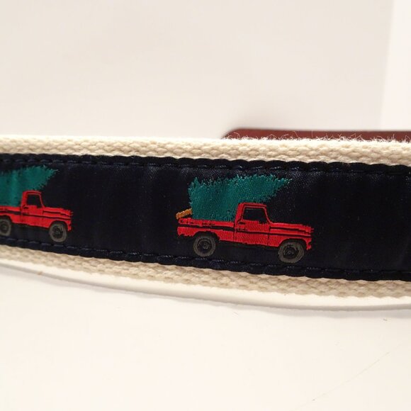 J. Crew Boys Crewcuts Christmas Tree Red Truck Canvas Leather Belt Size S Brown - Picture 5 of 5
